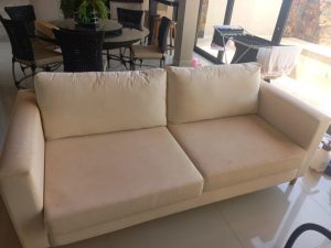 Foto sofa antes da limpeza pela GB